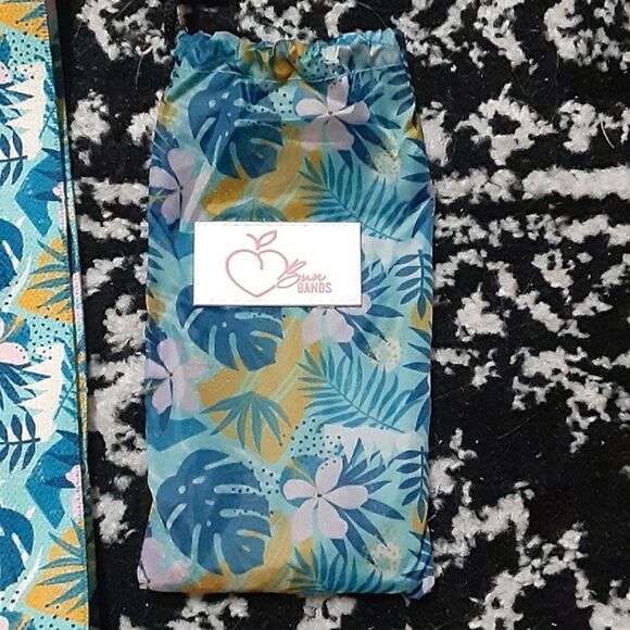 💋 Medium Resistance Band - Picture 2 of 5